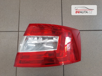 Pravé zadní světlo na škoda Octavia III sedan